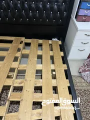  2 تخت بدون الخزانة