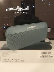  2 Bose soundlink flex Original version Used like new Bettary 100 % No scratches