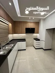  27 مطابخ المنيوم كامله واكسسواراتها  احدث التصاميم واعلي جوده وسرعه في التنفيذ