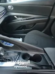  5 Hyundai Elantra 2024 for rent النترا 2024 SEL  للإيجار