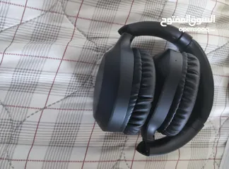  3 سماعة wiwu td-01 بحالة وكالة مع الاسلاك و العلبة استخدام اربع ايام فقط حالة وكالة