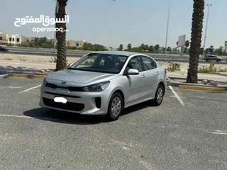  1 Kia Rio 2018 (Silver)