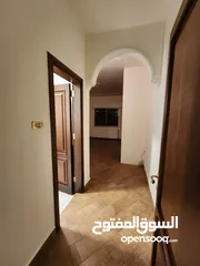  16 شقة فارغة للبيع في عبدون - ref : 14554