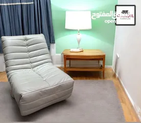  8 كرسي ريكلاينر ..