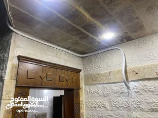  22 فك وتركيب المكيفات نقل المكيفات صيانه المكيفات تعبئة غاز تأسيس مواسير نحاس غسيل مكيفات