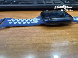  2 Apple watch series 6 44m