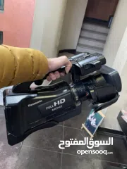  4 كاميرا فيديو full Hd رائعة جدا نوع panasonic