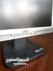  6 شاشة كمبيوتر SAMSUNG SYNCMASTERT قياس 17 انش .  و شاشة ايسر قياس 17 انش