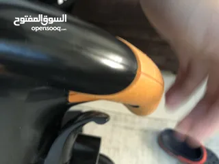  13 سترينج v3بحاله ممتازة للبيع قابل لتفاوض لا توجد مشاكل ورائع جدا 180درجة بدون دعاسات