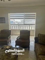 9 للبيع من المالك بسبب السفر. شقة مفروشة بالكامل. استخدام محدود