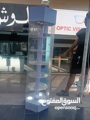  1 ستاند متحرك مستعمل نظيف للبيع
