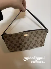  1 Gucci vintage