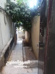  18 عمارة 4 طوابق و تسوية / بسعر شقة واحد