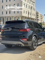  2 هونداي سنتافيه ون مليون موديل 2018   مطور 2200 ديزل  ترخيص وتأمين شامل لشهر 4 فحص دهانات تجميلي