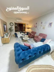 2 شقة طابق اول عدد الشقق بالعمارة 4 شقق