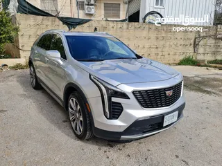  1 Cadillac XT4 SUV 2020