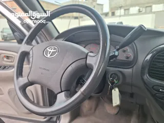  18 TOYOTA SEQOUIA LIMITED 2003