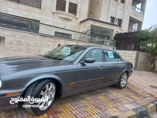  5 جاكوار XJ8 موديل 2005 للبيع