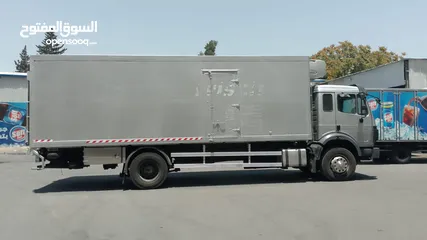  1 مرسيدس بريتشا ( اسكا )