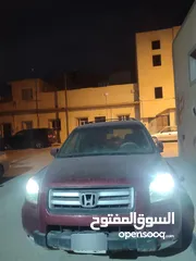  4 هوندا بايلوت محرك فيه دخان