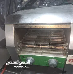  24 عدة مطعم برغر وبيتزا كاملا للبيع بسبب الاغلاق