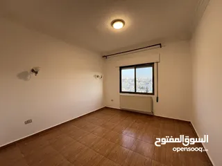 7 شقة مميزة للبيع بداعي السفر في الجاردنز وبسعر لقطة