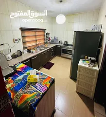  5 شقة للبيع بموقع مميز