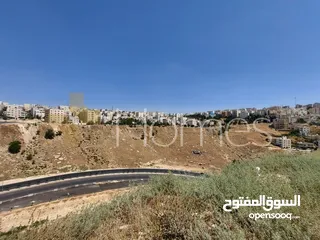  2 ارض لبناء اسكان مع منسوب في منطقة الكرسي بمساحة 1009م