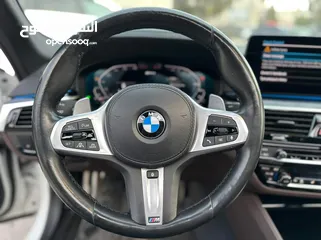  15 الحبه المميزه بلون الأبيض اللؤلؤي المميز للبيع على(الكاش فقط) Bmw 530e 2022 M