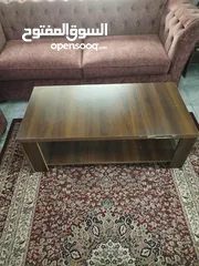  1 طاولة وسط مع طربيزات خدمة