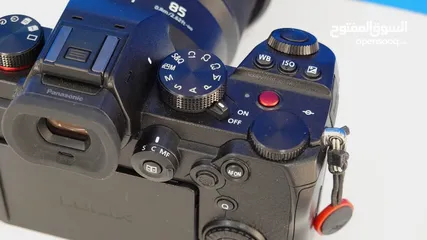  6 كاميرا فل فريم Lumix S5