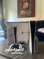  1 بليستيشن فايف ‏PS5 سيدي ‏ استعمال ثلا اشهر ولا خدش