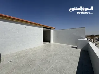 24 شقة فخمة طابق اخير + مع روف