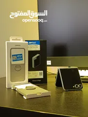  1 Samsung Galaxy Z Flip 6 مستعمل