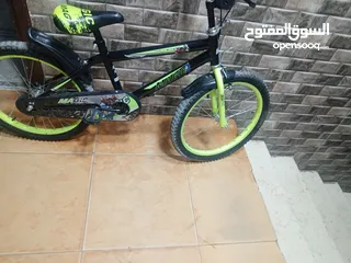  2 دراجه هوائيه استعمال اقل من اسبوع للبيع  موجوده بعمان جوده عاليه