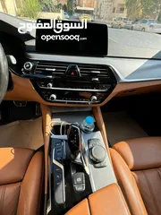  22 BMW530E. 2019