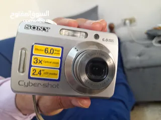  2 كاميرا  سوني ديجيتال بحاله جيده للبيع