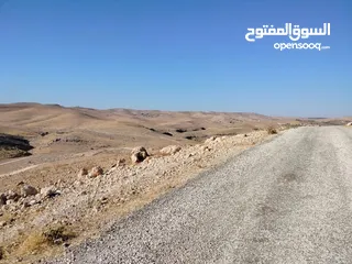  13 قطعة ارض 3دونمات ونصف فقط  مطلة ومرتفعه واصل جميع خدمات شرق جرش دحل