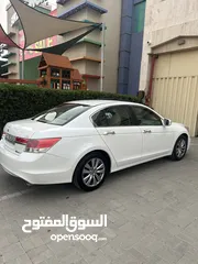  4 Honda Accord 2012