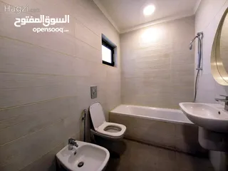  14 شقة غير مفروشة للايجار في دير غبار  ( Property 33824 ) سنوي فقط