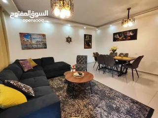  2 شقه للبيع 3 غرف نوم حمامين برنده مسكره قزاز تبريد بكل الشق  مفروشه مع كل الادوات الكهربائيه