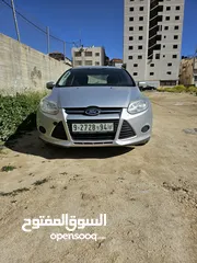  2 Ford Focus 2013