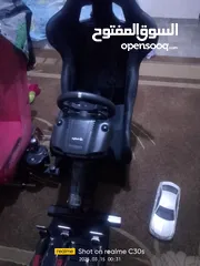  1 ستيرنج مع قاعده وكرسي لوجيتك وقير نضيف جدا  وفي ار كامله مع وصلاتها امريكي وكاله