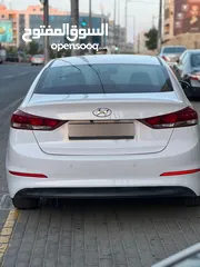  5 هونداي افانتي AD بحالة الوكالة موديل 2018  لون ابيض فحص كامل مالك اول من المنطقه الحرة/ كراسي جلد