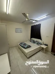  5 شقة للبيع في المعبيلة / بالقرب من مسقط مول