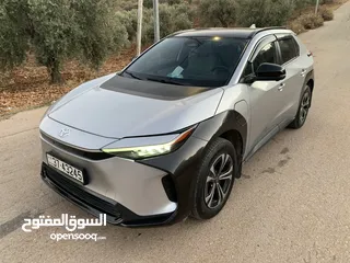  2 تويوتا bz4x 2022 برو فل الفل استخدام الأردن عداد 28 الف كيلو بحاله الوكاله