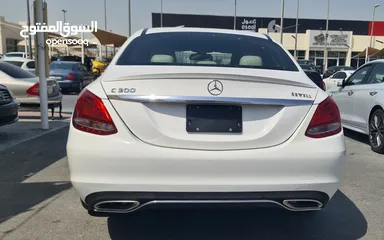  5 مرسيدس بنز C300 AMG موديل 2018 بحالة ممتازة