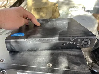  3 Dave 8 كاميرات  جهاز صوت امبلي فير سماعة سقف  عدد 8  محول للكاميرا 12v 200w السعر 70 دينار