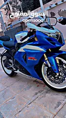  10 دراجة سوزوكي GSXR1000 ريس موديل 2009