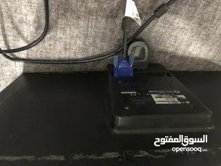  7 شاشتين وكيبورد وماوس